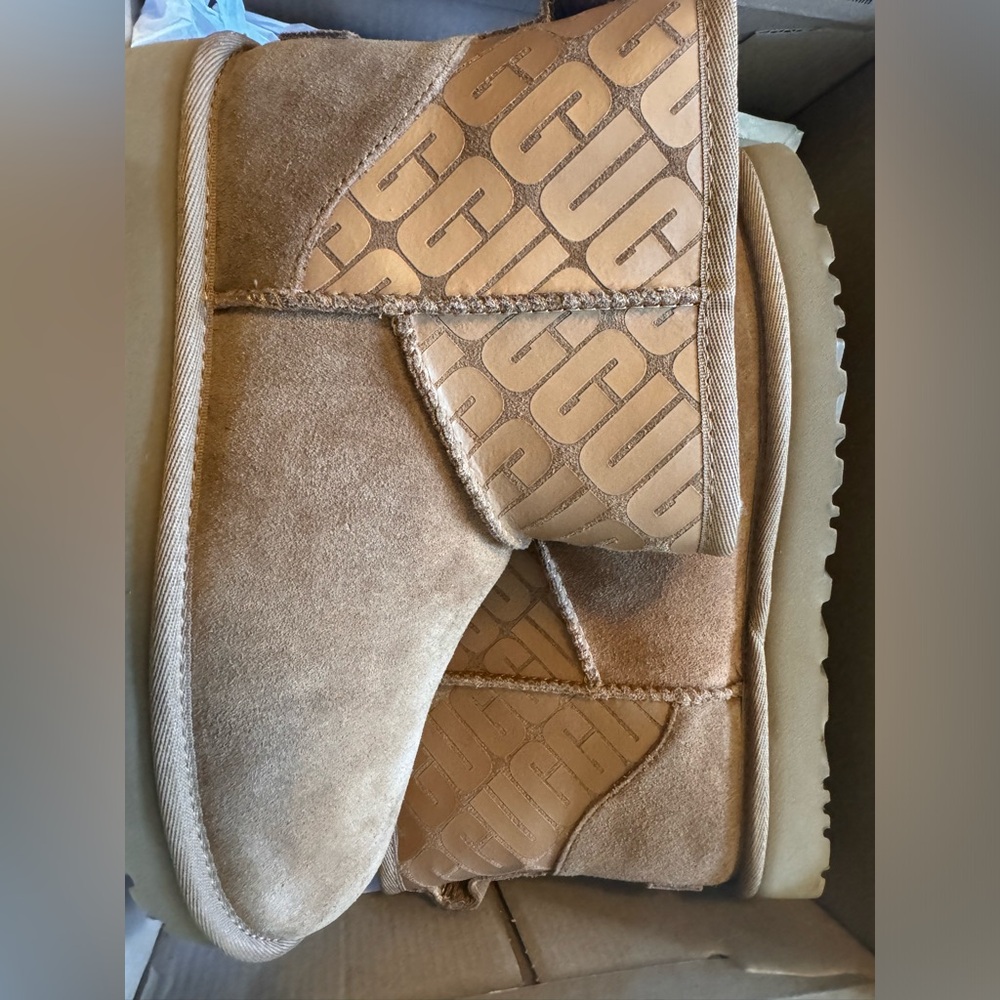 Classic Ugg Mini II LOGO Brand New